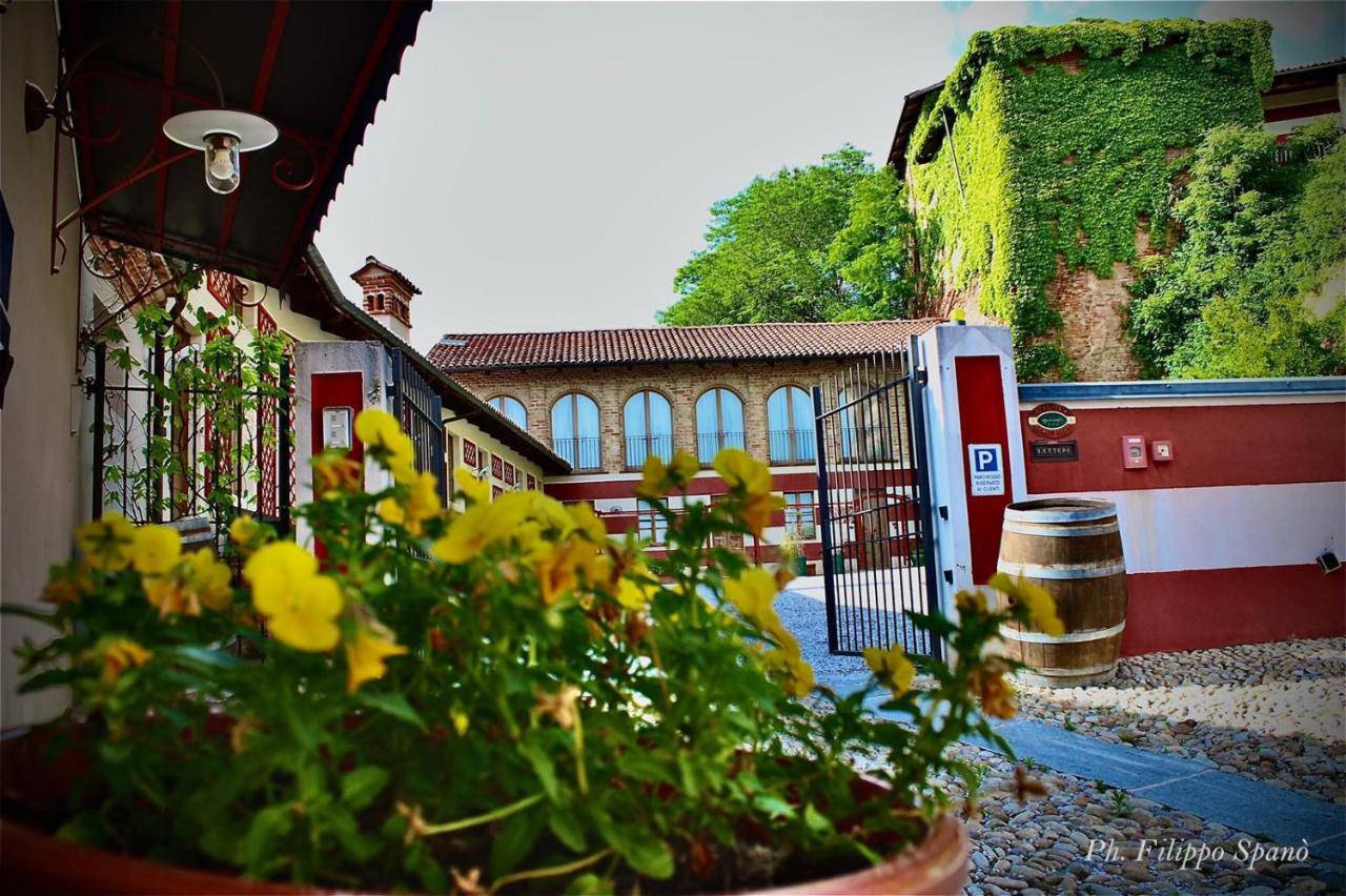 Foresteria Ristorante Conti Roero Monticello d'Alba 외부 사진