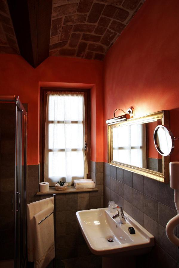 Foresteria Ristorante Conti Roero Monticello d'Alba 외부 사진